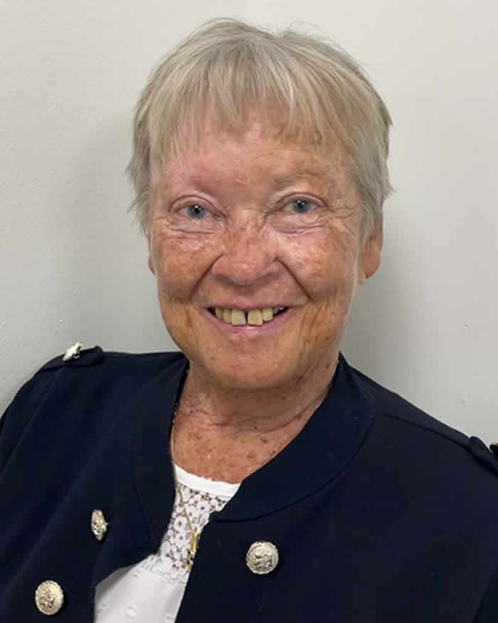 Administratief medewerkster Margo van Veen